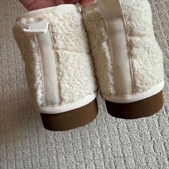 UNIONBAY Cream Ankle Booties - Picture 5 of 6